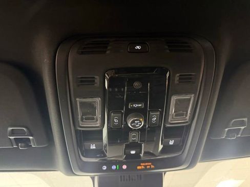 New 2026 GMC Yukon XL AT4 Ultimate w/ LPO, Floor Liner Package AWD/4WD image 18