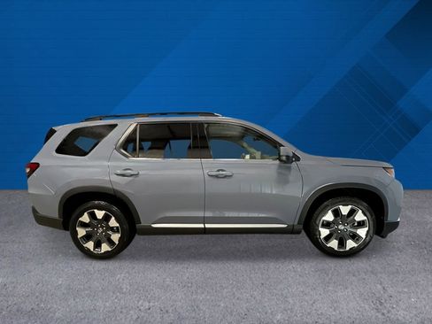 New 2026 Honda Pilot Touring image 2