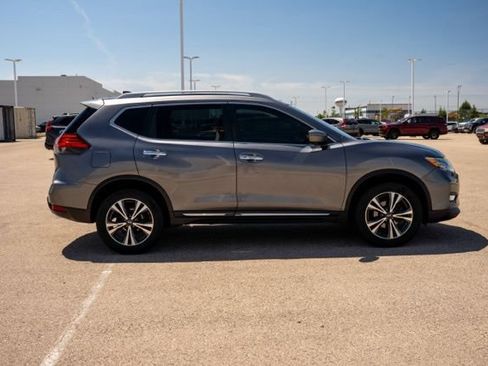 Used 2017 Nissan Rogue SL w/ SL Premium Package AWD/4WD image 8