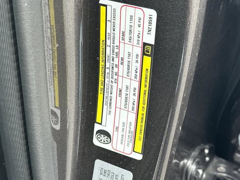 New 2026 RAM 1500 4x4 Crew Cab image 25