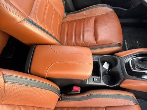 Used 2018 Nissan Rogue SL image 19