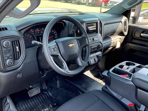 New 2025 Chevrolet Silverado 2500 W/T w/ WT Convenience Package image 6