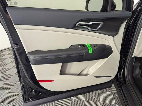 New 2026 Kia Sportage EX image 18