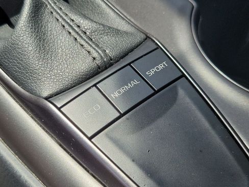 Used 2024 Toyota Camry SE FWD image 27
