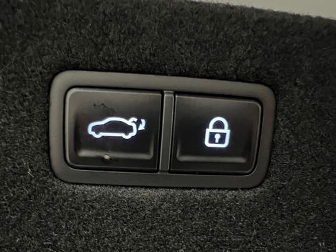 New 2026 Genesis G90 3.5T Prestige image 17