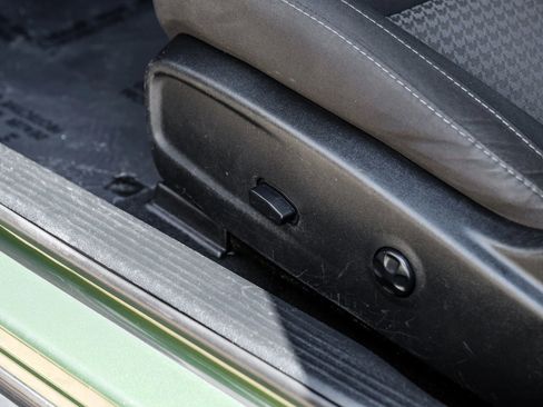 Used 2020 Dodge Challenger R/T w/ Blacktop Package image 25