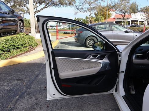 Used 2023 Genesis G70 3.3T w/ Sport Prestige Package image 26