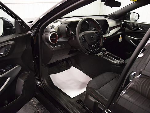 New 2026 Chevrolet Trax RS image 14