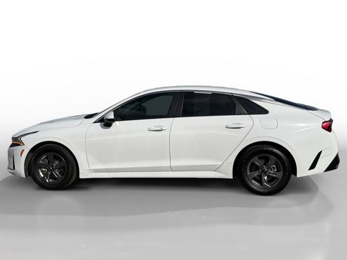 Used 2022 Kia K5 LXS image 2