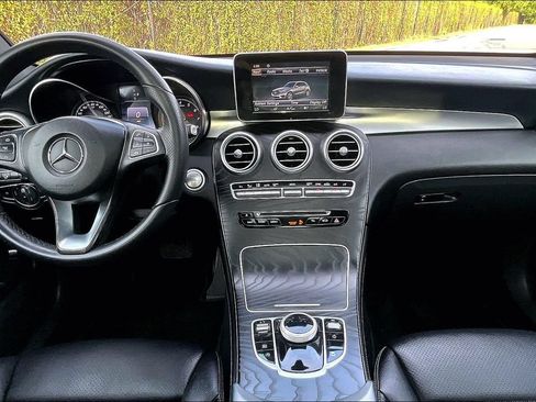 Used 2018 Mercedes-Benz GLC 300 image 20