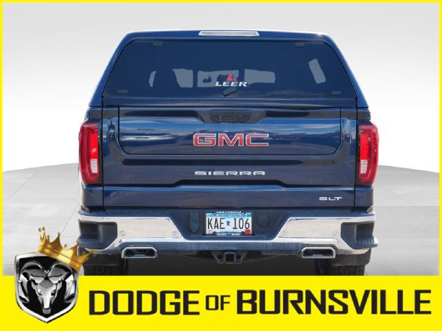 Used 2022 GMC Sierra 1500 SLT w/ SLT Premium Plus Package AWD/4WD image 8