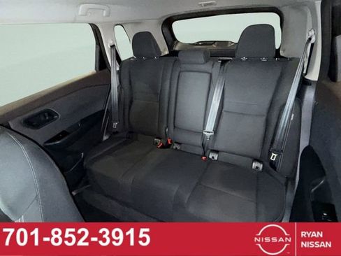 Certified 2023 Nissan Rogue S image 39