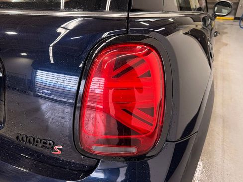 Certified 2023 MINI Cooper S image 5