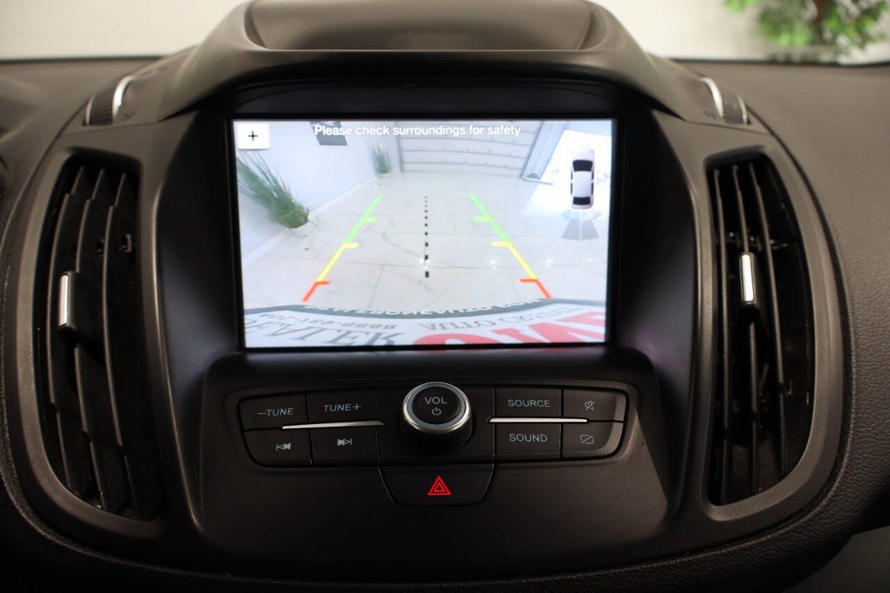 Used 2019 Ford Escape SE FWD image 22