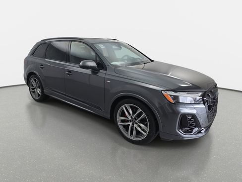 New 2026 Audi Q7 3.0T Prestige image 3