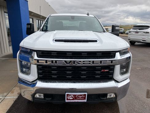 Used 2023 Chevrolet Silverado 2500 LT w/ Convenience Package image 3