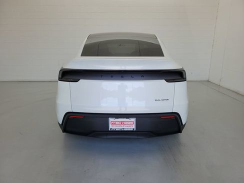 Used 2026 Tesla Model Y Long Range AWD/4WD image 6