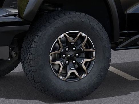 New 2026 Chevrolet Colorado ZR2 image 9