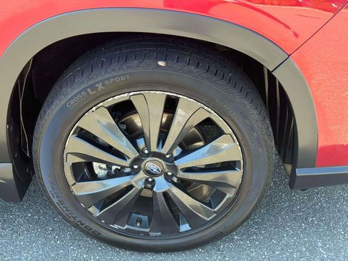 Used 2022 Subaru Ascent Onyx Edition image 8