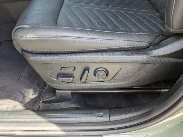 Used 2025 Kia Sorento SX Prestige AWD/4WD image 25