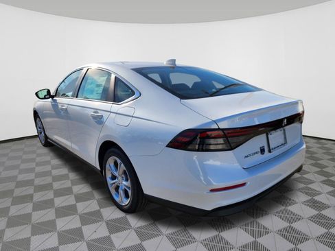 New 2025 Honda Accord LX image 3