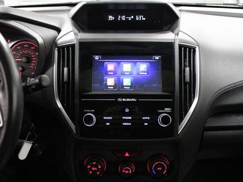 Used 2018 Subaru Crosstrek 2.0i Premium w/ Moonroof Package image 13