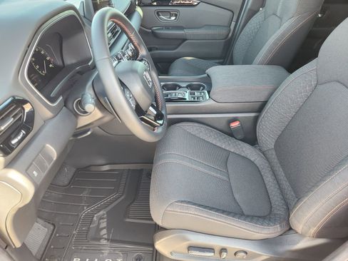 New 2025 Honda Pilot Sport image 16