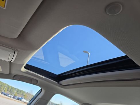 Used 2024 Honda Accord Touring image 24