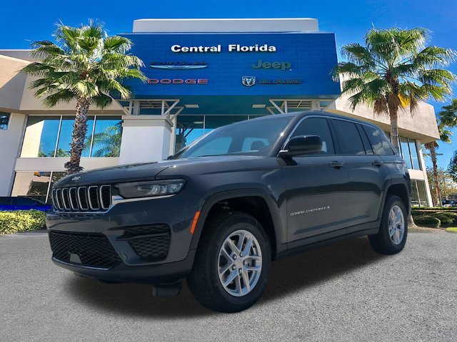 New 2026 Jeep Grand Cherokee Laredo RWD image 9