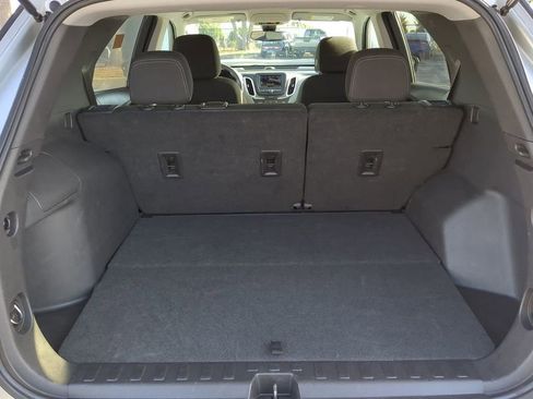 Used 2022 Chevrolet Equinox LS w/ LS Convenience Package image 13