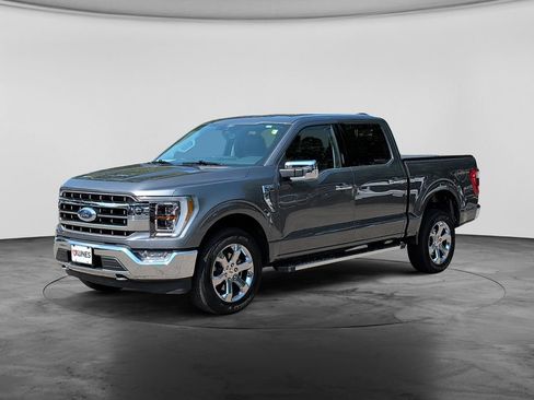Used 2021 Ford F150 Lariat w/ Equipment Group 502A High AWD/4WD image 3
