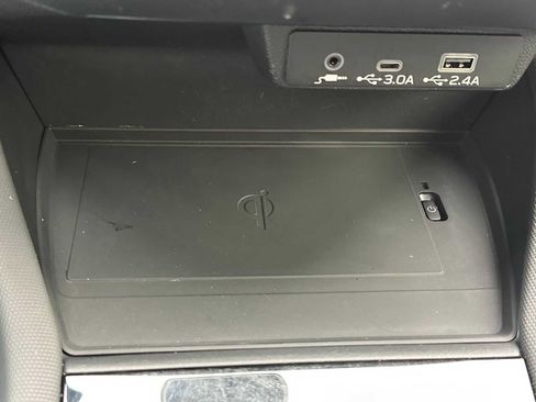 Used 2025 Subaru Forester Touring image 29