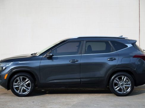 Used 2021 Kia Seltos S FWD image 41