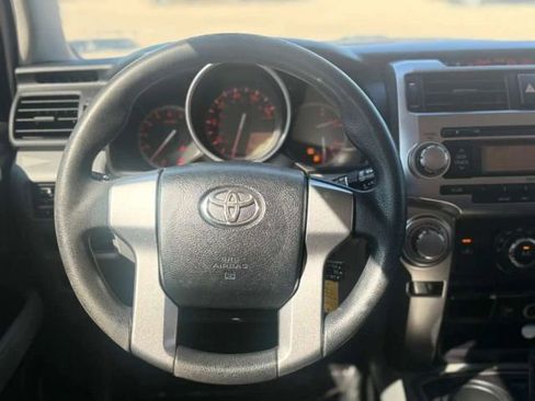 Used 2011 Toyota 4Runner Limited image 16