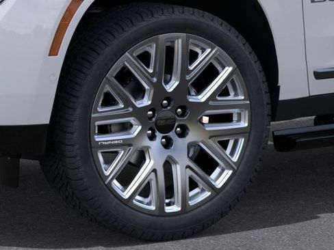 New 2026 GMC Yukon Denali Ultimate w/ LPO, Illumination Package AWD/4WD image 9