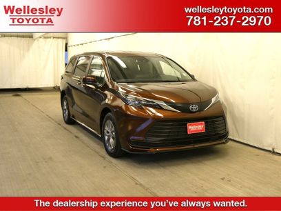 Certified 2024 Toyota Sienna LE