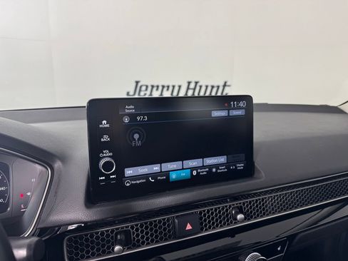 Used 2024 Honda Civic Touring image 15