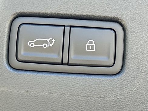 New 2026 Hyundai Santa Fe SE image 13