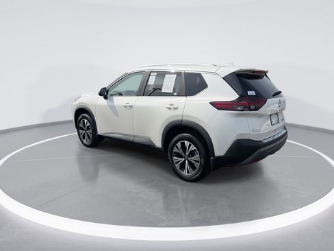 Used 2023 Nissan Rogue SV w/ SV Premium Package image 6