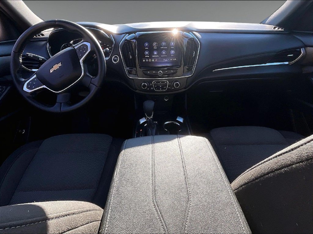 Used 2024 Chevrolet Traverse Limited LT AWD/4WD image 22
