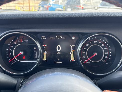 Used 2021 Jeep Gladiator Mojave image 13