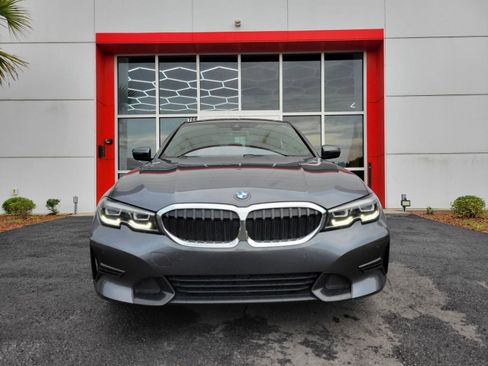 Used 2019 BMW 330i Sedan RWD image 2