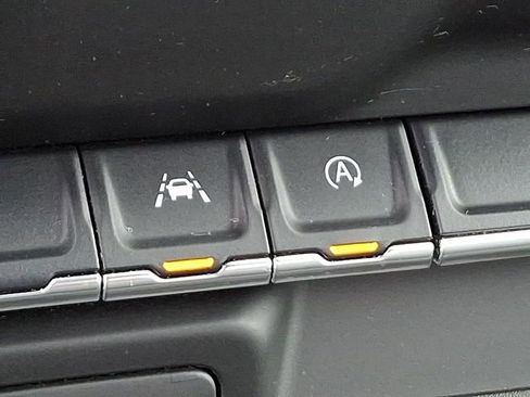 Used 2022 Chevrolet Silverado 1500 W/T w/ WT Value Package image 23