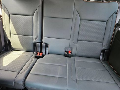 New 2026 GMC Yukon AT4 AWD/4WD image 15