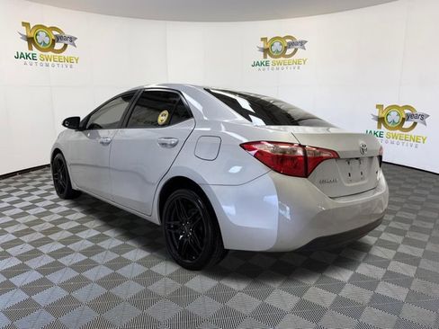 Used 2019 Toyota Corolla LE image 7