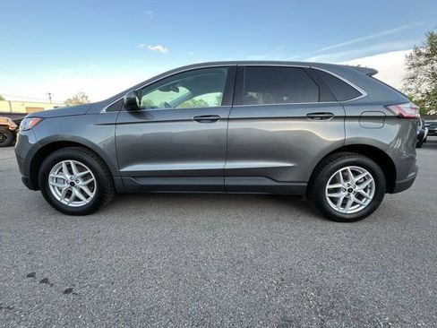 Used 2024 Ford Edge SEL image 2