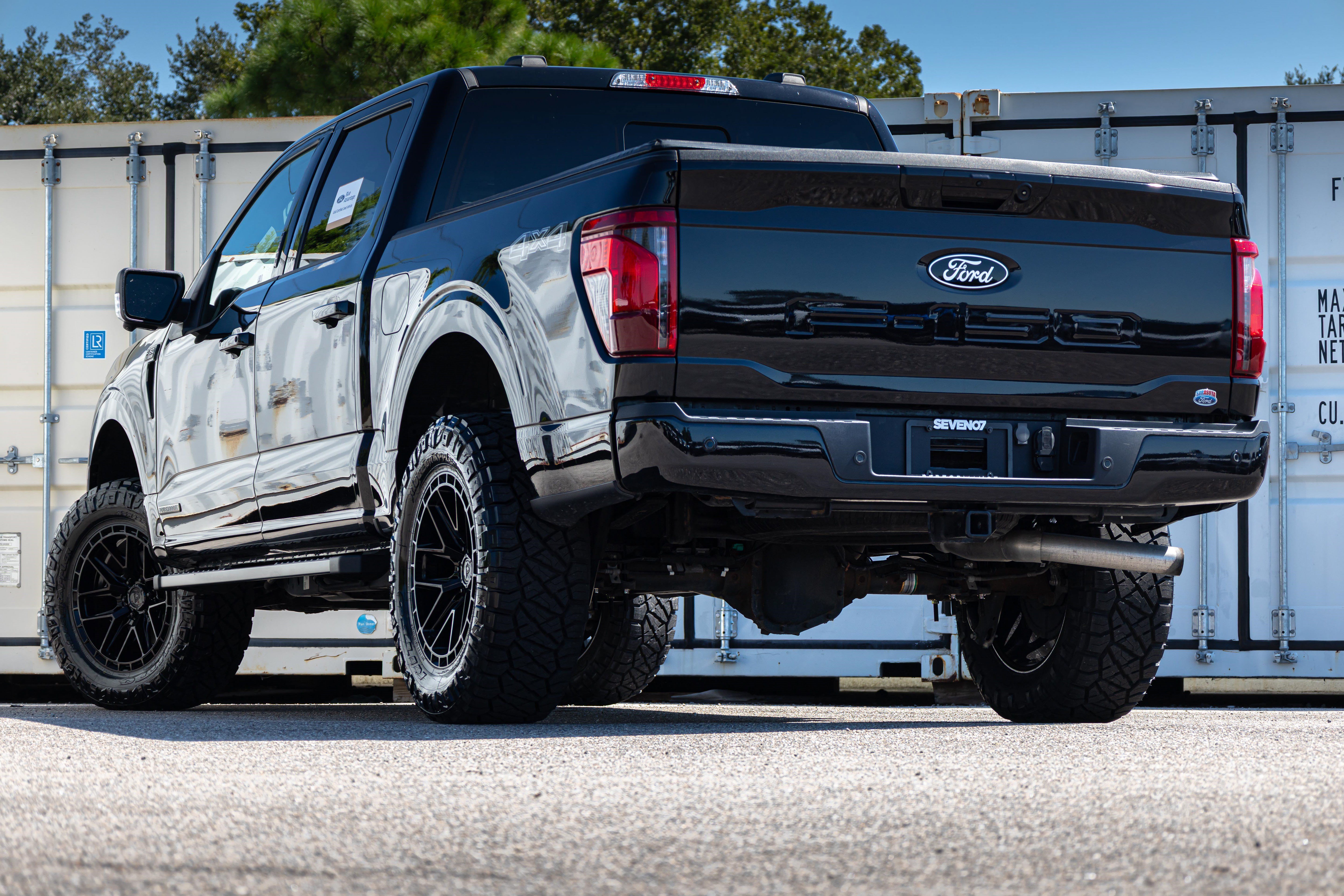 Used 2024 Ford F150 Platinum w/ FX4 Off-Road Package AWD/4WD image 6
