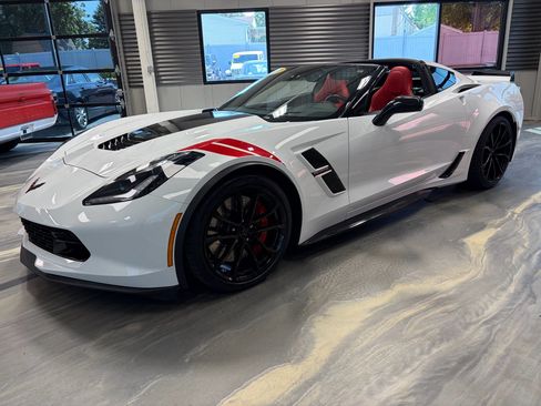 Used 2017 Chevrolet Corvette Grand Sport RWD image 38
