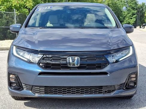 Used 2025 Honda Odyssey Elite image 5