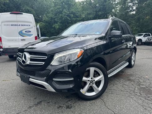 Used 2019 Mercedes-Benz GLE 400 4MATIC w/ Premium 2 Package image 1